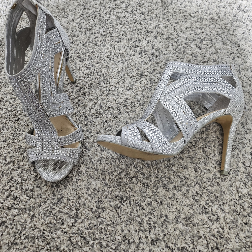 Elegant Silver GIANNI BINI High Heels